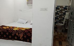 Hotel Janki Niwas - बाबा बैद्यनाथ मंदिर के निकट